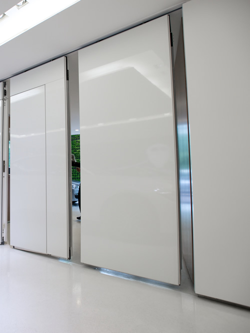 Service & Repair of Acoustic Movable Walls & Sliding Folding Partitions